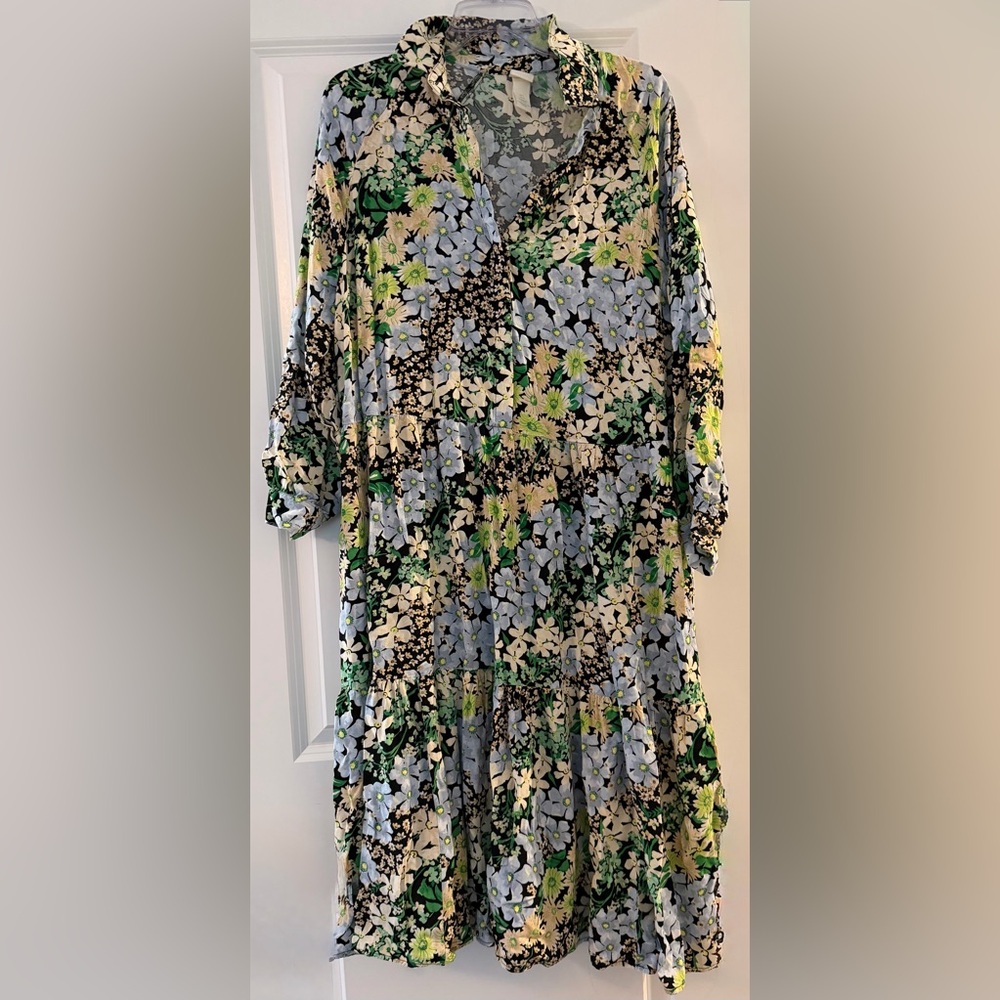 H&M Blue and Green Floral Long Sleeve Dress - Picture 4 of 9